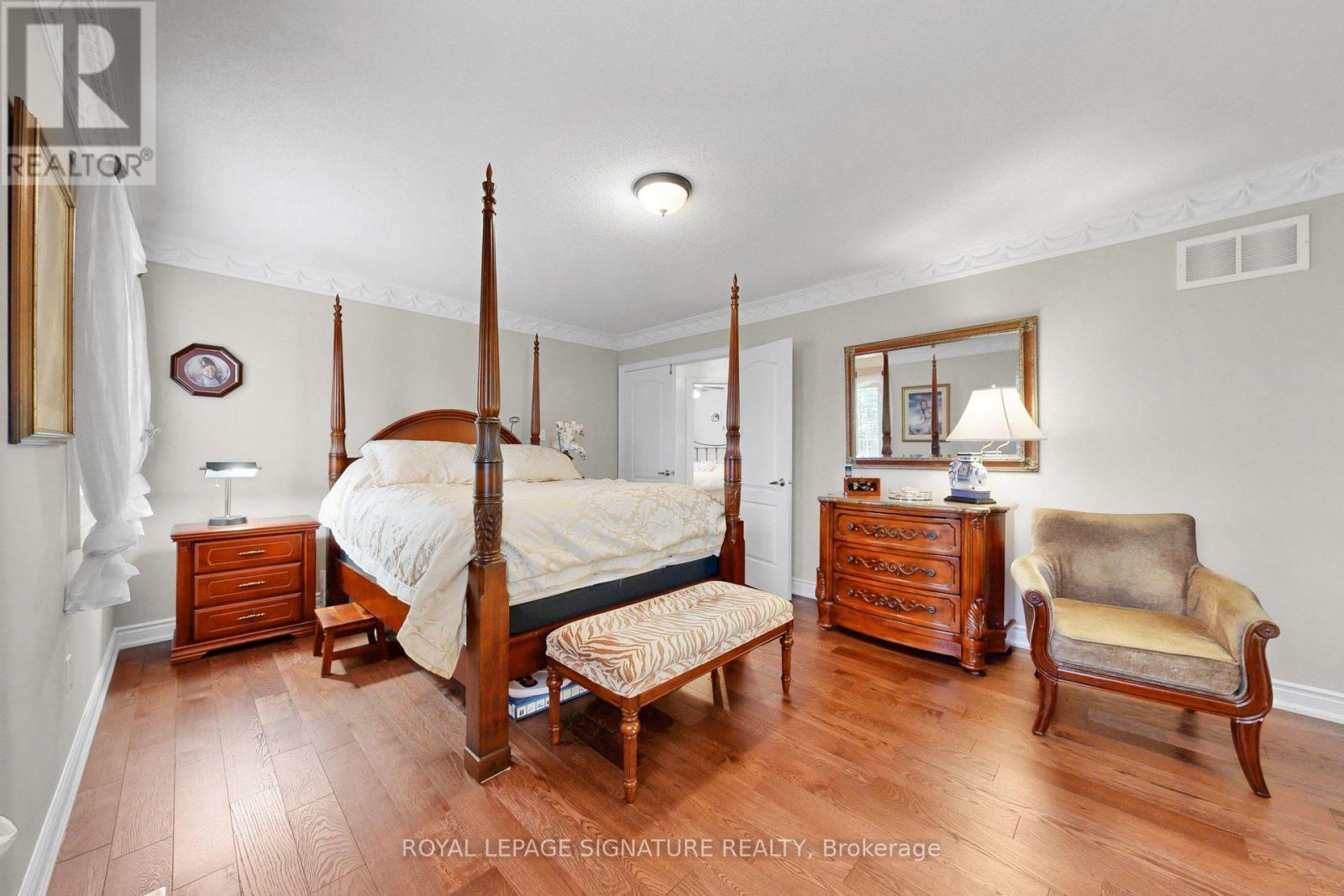 1590 Hallstone Road, Brampton, Ontario  L6Y 5K8 - Photo 32 - W12893930