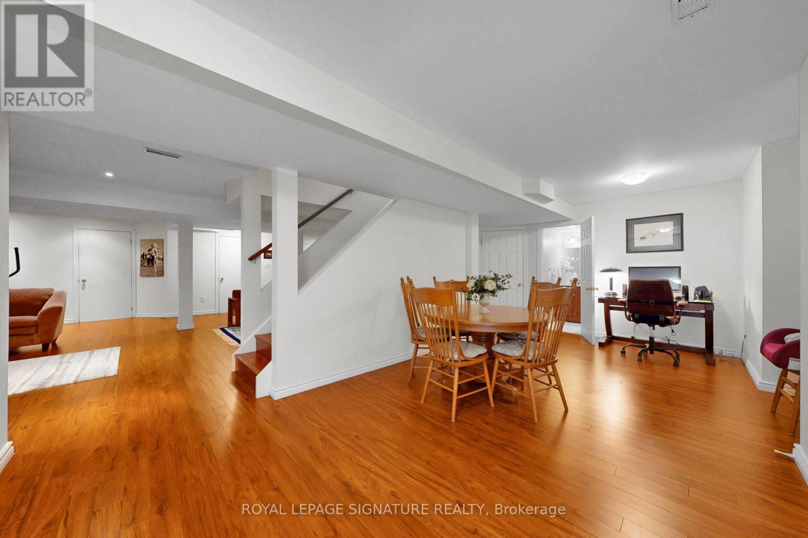 1590 Hallstone Road, Brampton, Ontario  L6Y 5K8 - Photo 39 - W12893930