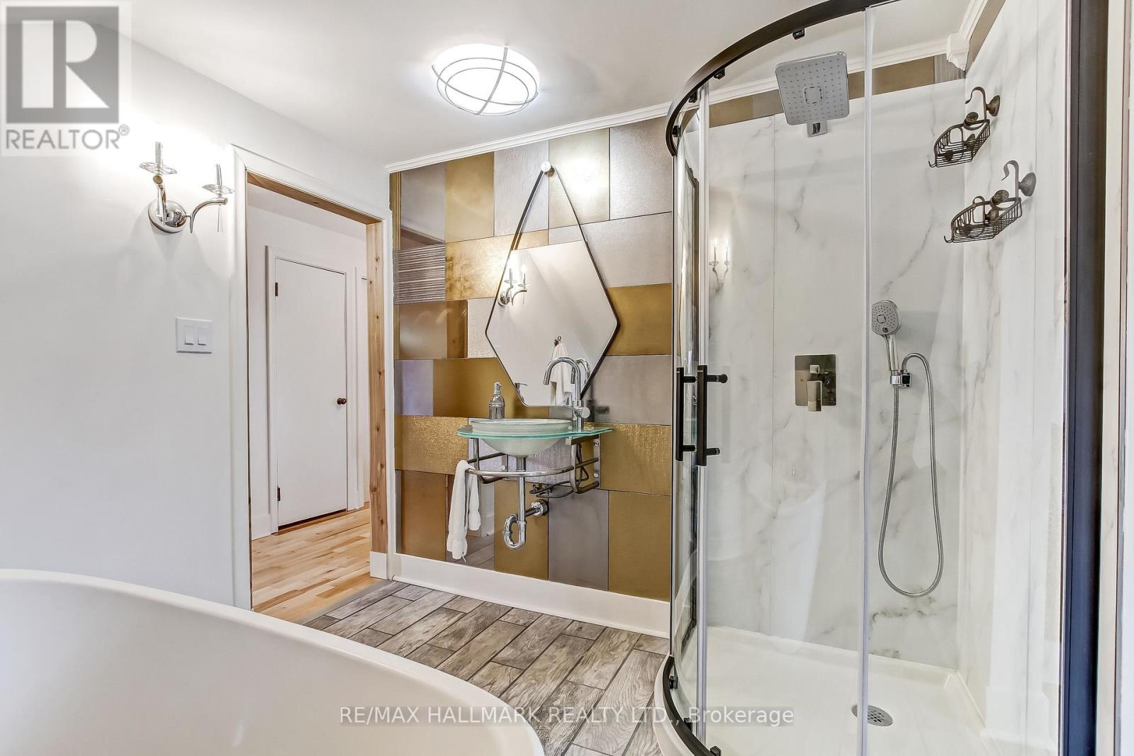 1927 Niagara Parkway, Fort Erie, Ontario  L2A 5M4 - Photo 22 - X12902632