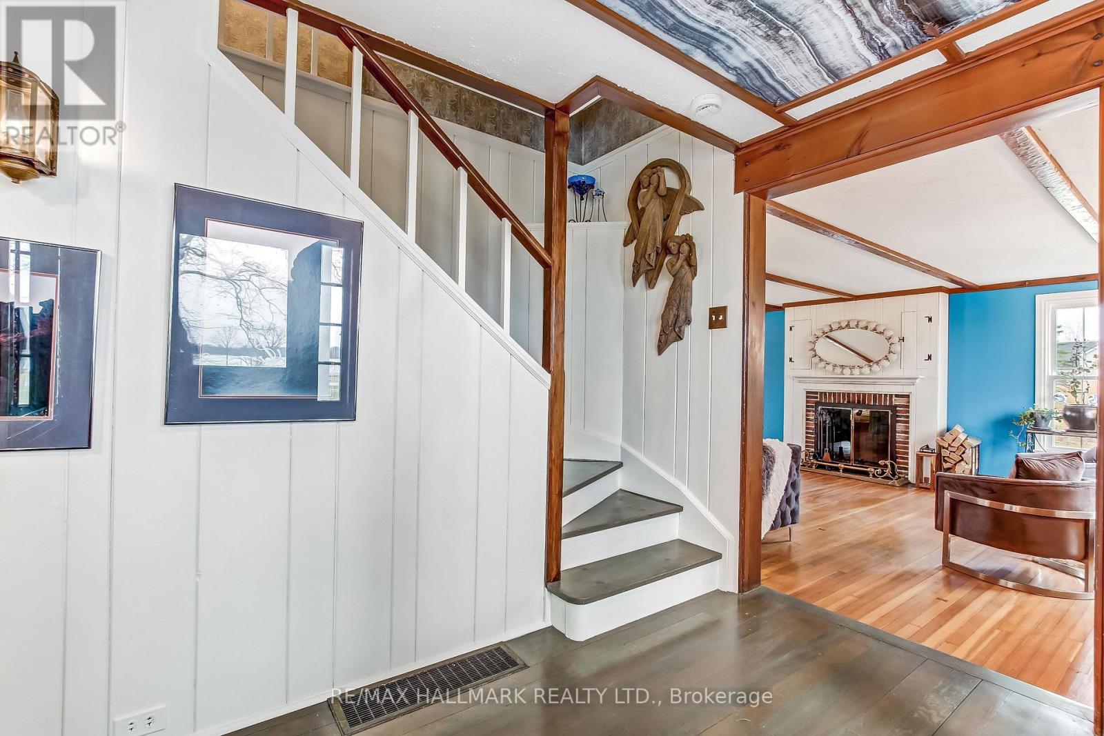 1927 Niagara Parkway, Fort Erie, Ontario  L2A 5M4 - Photo 19 - X12902632