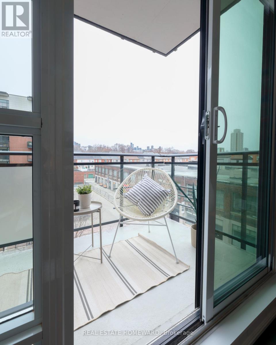 412 - 88 Colgate Avenue, Toronto, Ontario  M4M 0A6 - Photo 11 - E12912460