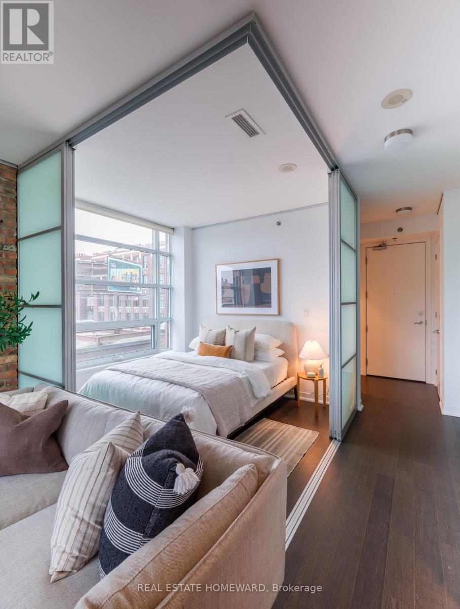 412 - 88 Colgate Avenue, Toronto, Ontario  M4M 0A6 - Photo 4 - E12912460