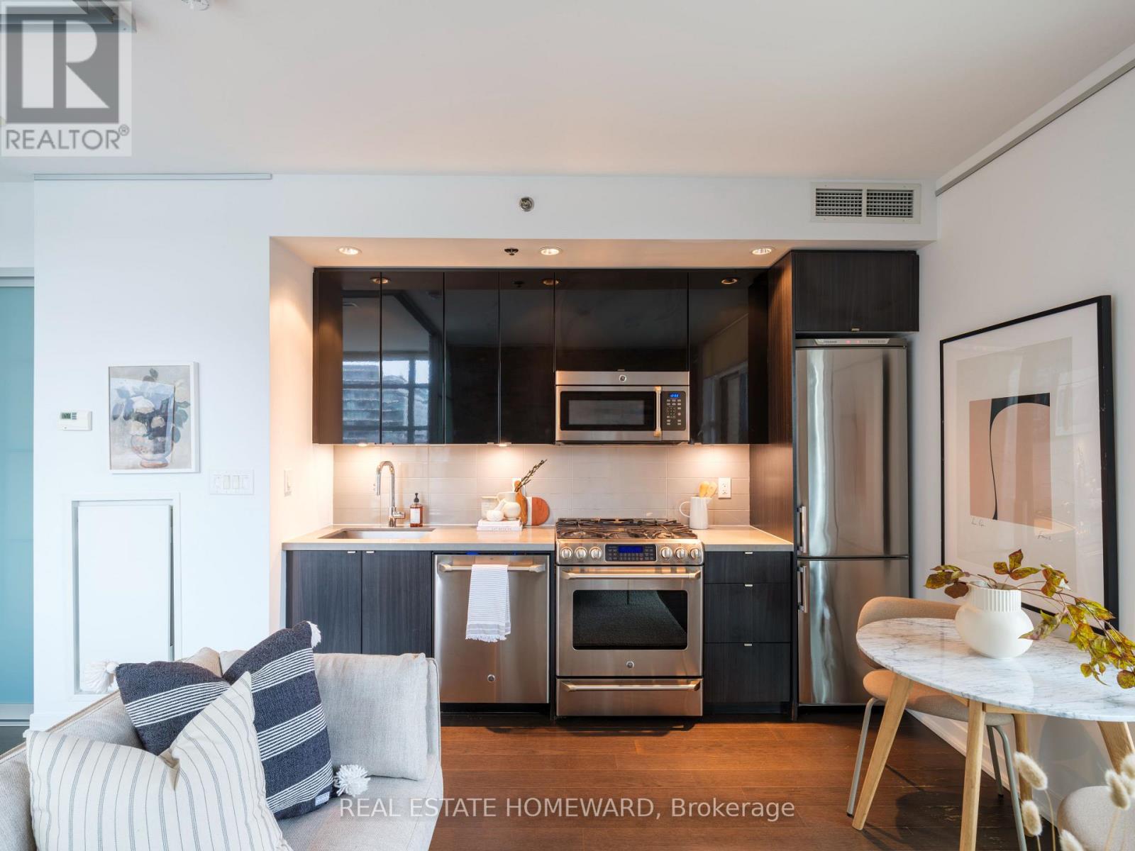 412 - 88 Colgate Avenue, Toronto, Ontario  M4M 0A6 - Photo 7 - E12912460