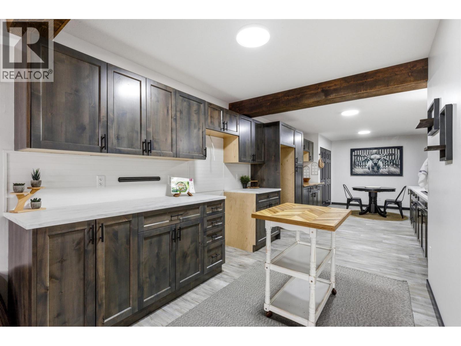 48 Valleyview Road, 150 Mile House, British Columbia  V0K 2G0 - Photo 32 - R3102453