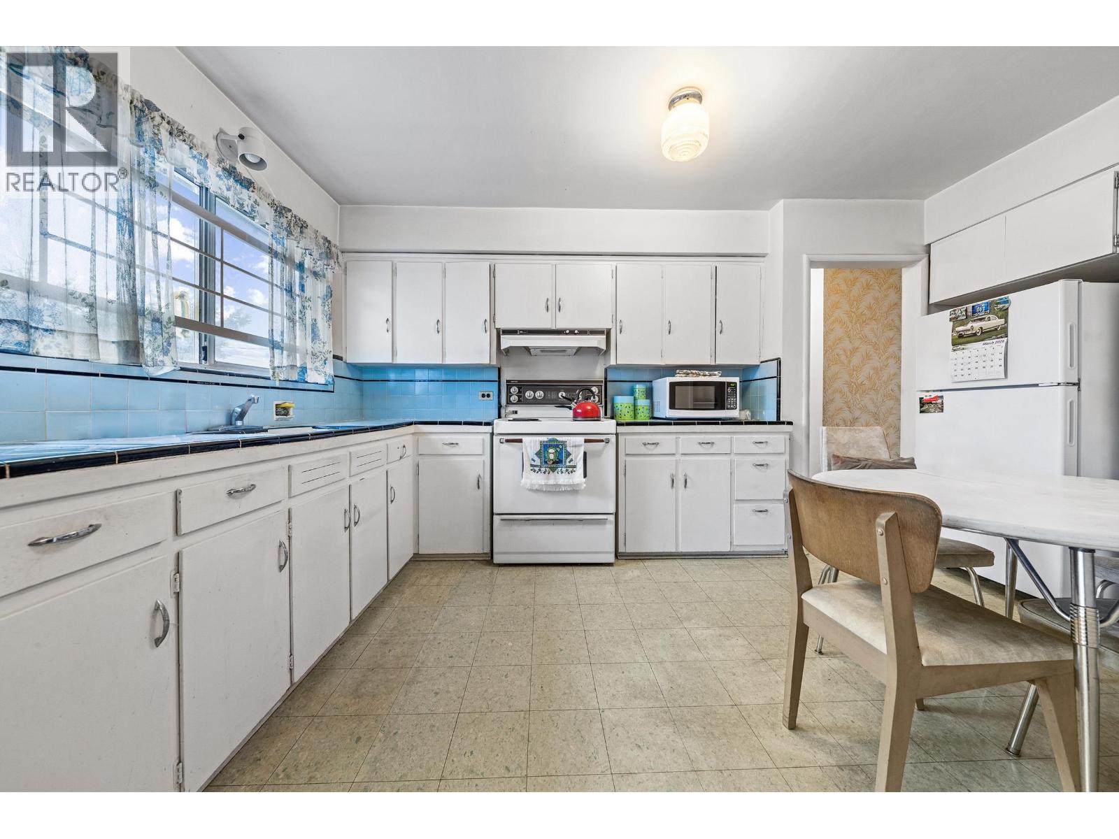 3281 E 2nd Avenue, Vancouver, British Columbia  V5M 1G2 - Photo 10 - R3102224