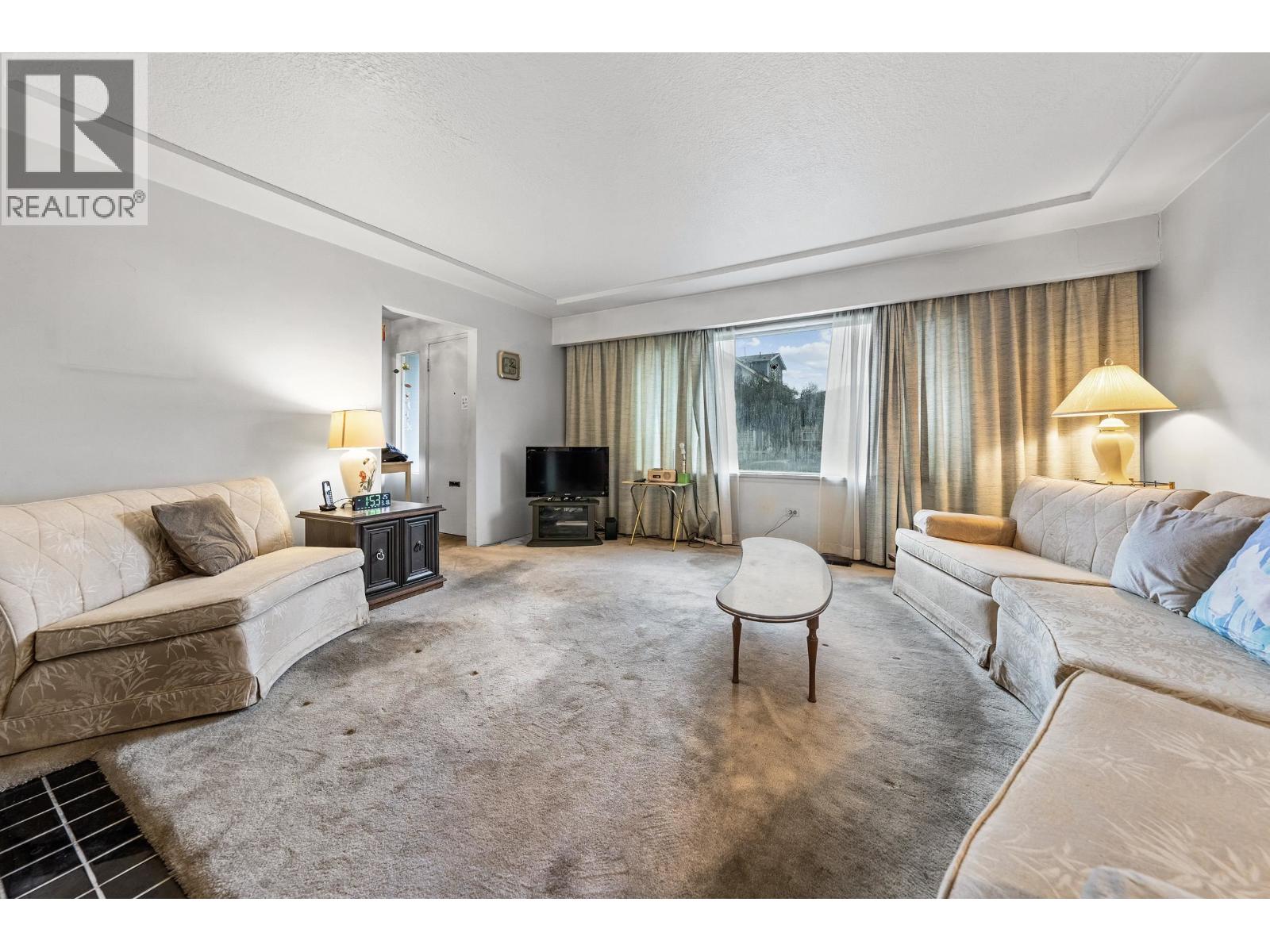 3281 E 2nd Avenue, Vancouver, British Columbia  V5M 1G2 - Photo 4 - R3102224