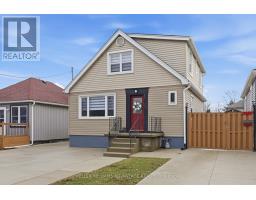 2062 BARTON STREET E, Hamilton, Ontario