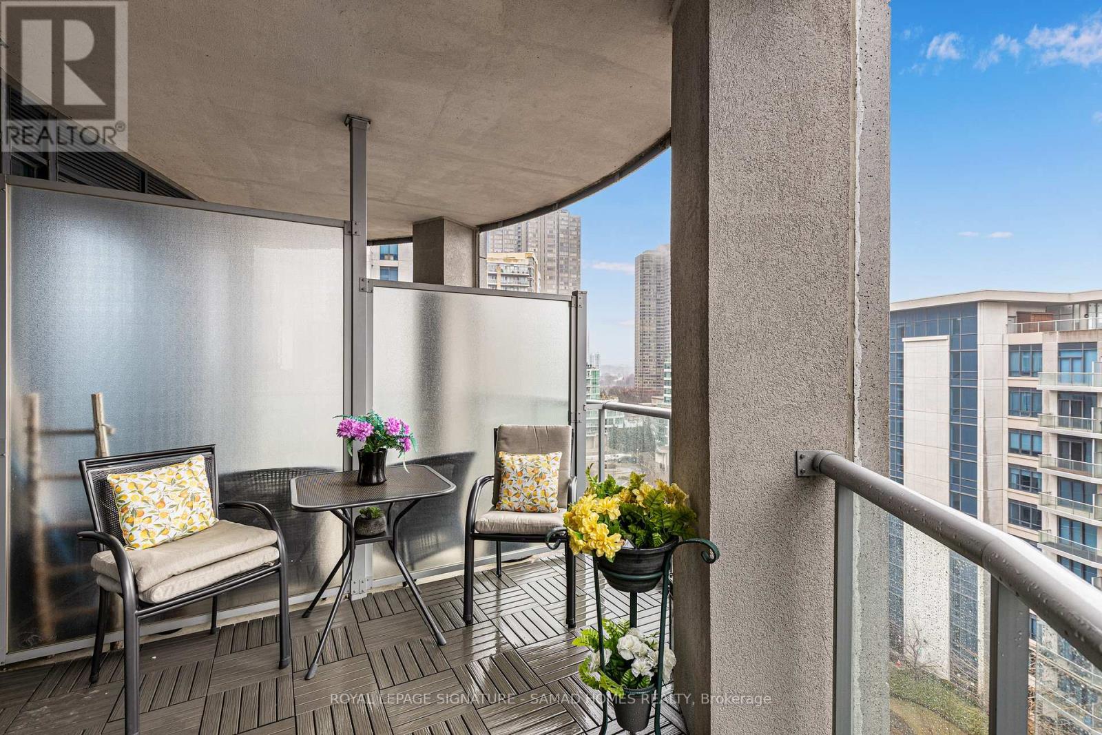 1004 - 2087 Lake Shore Boulevard W, Toronto, Ontario  M8V 4G3 - Photo 11 - W12908824