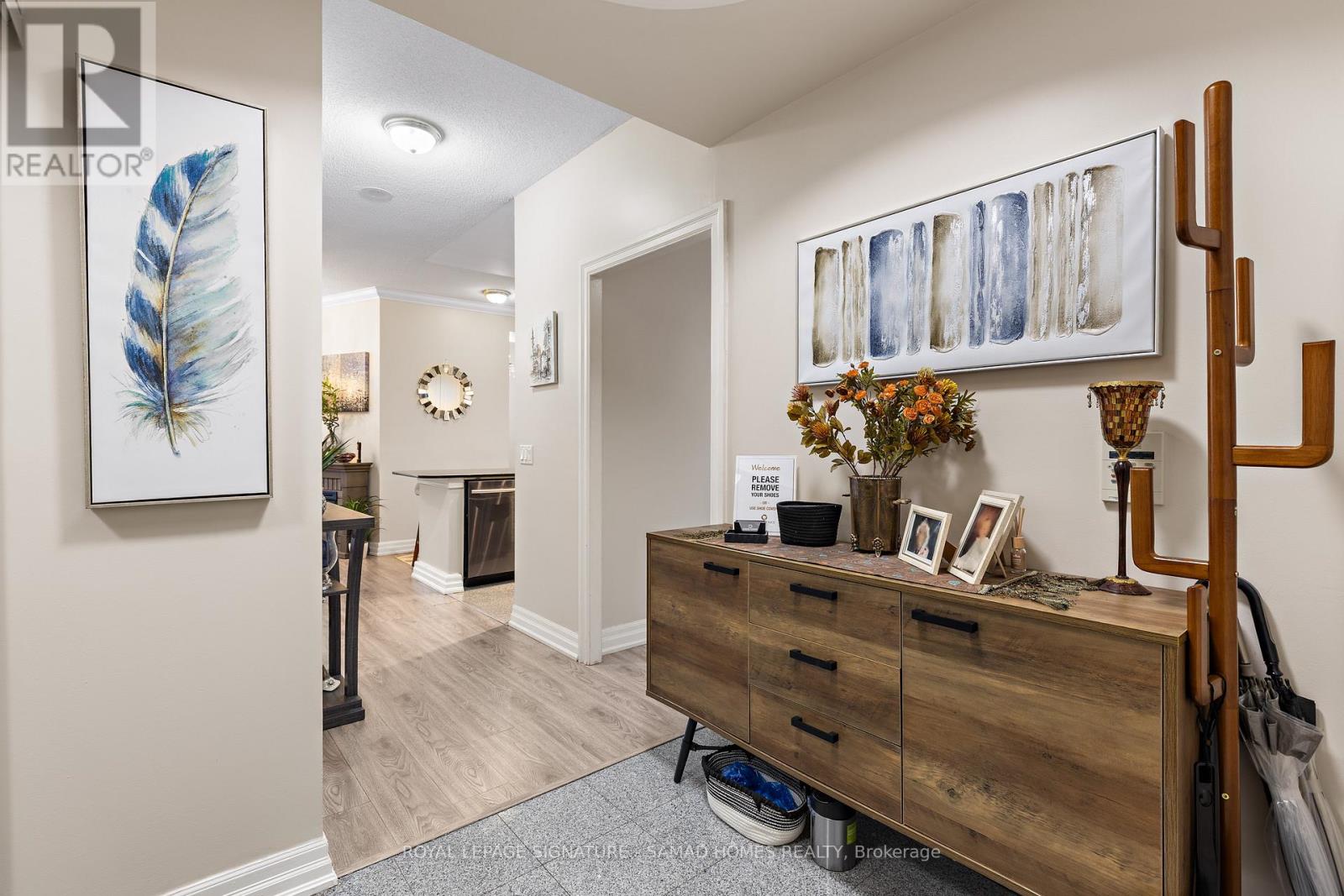 1004 - 2087 Lake Shore Boulevard W, Toronto, Ontario  M8V 4G3 - Photo 4 - W12908824