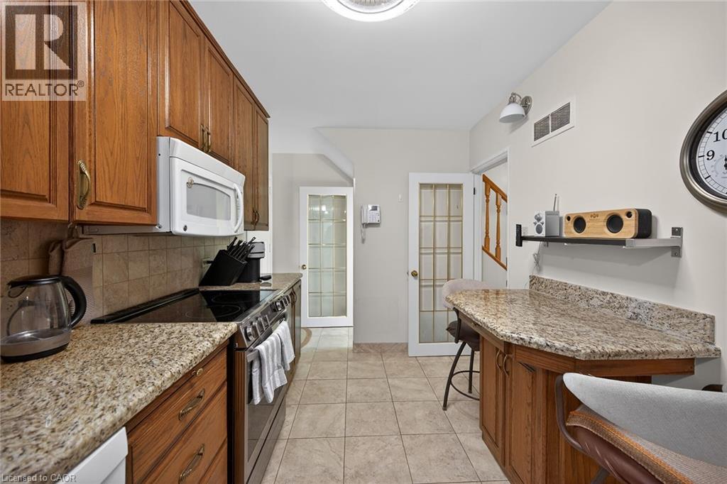 66 Arcade Crescent, Hamilton, Ontario  L9C 3H9 - Photo 15 - 40814467