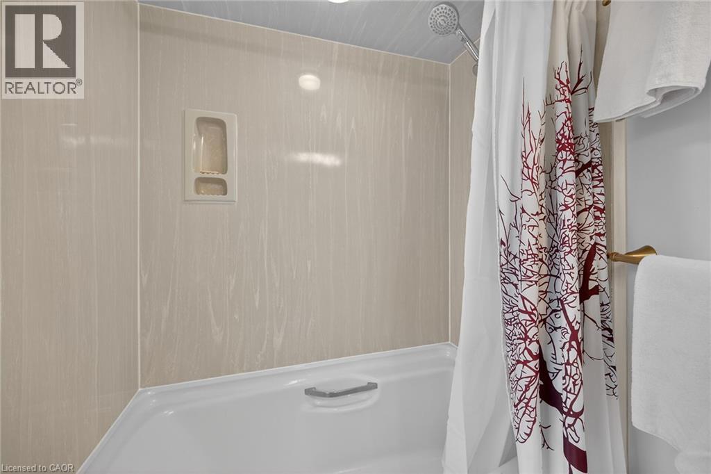 66 Arcade Crescent, Hamilton, Ontario  L9C 3H9 - Photo 37 - 40814467