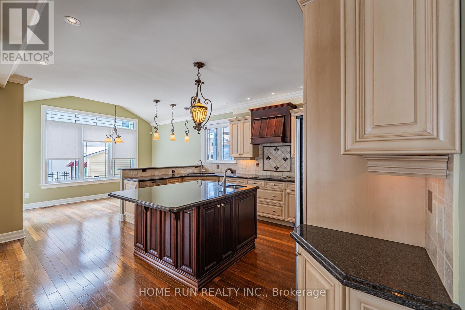 546 Kochar Drive, Ottawa, Ontario  K2C 4H3 - Photo 16 - X12912488