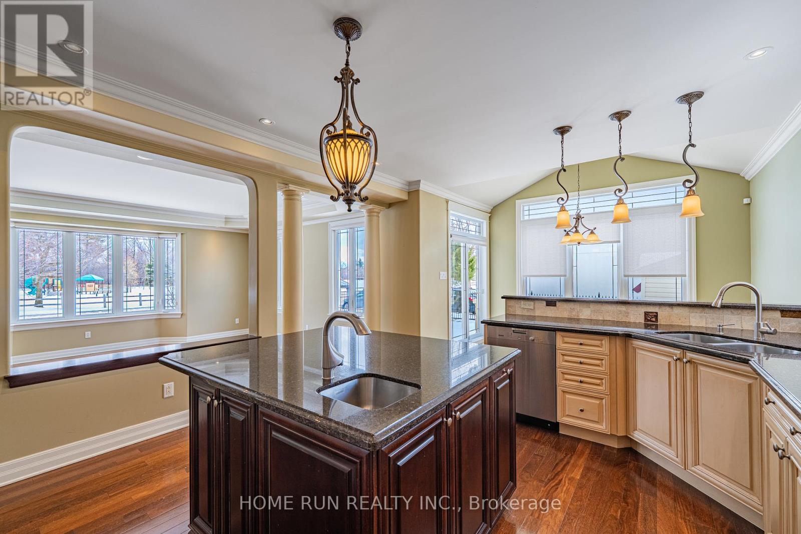 546 Kochar Drive, Ottawa, Ontario  K2C 4H3 - Photo 17 - X12912488