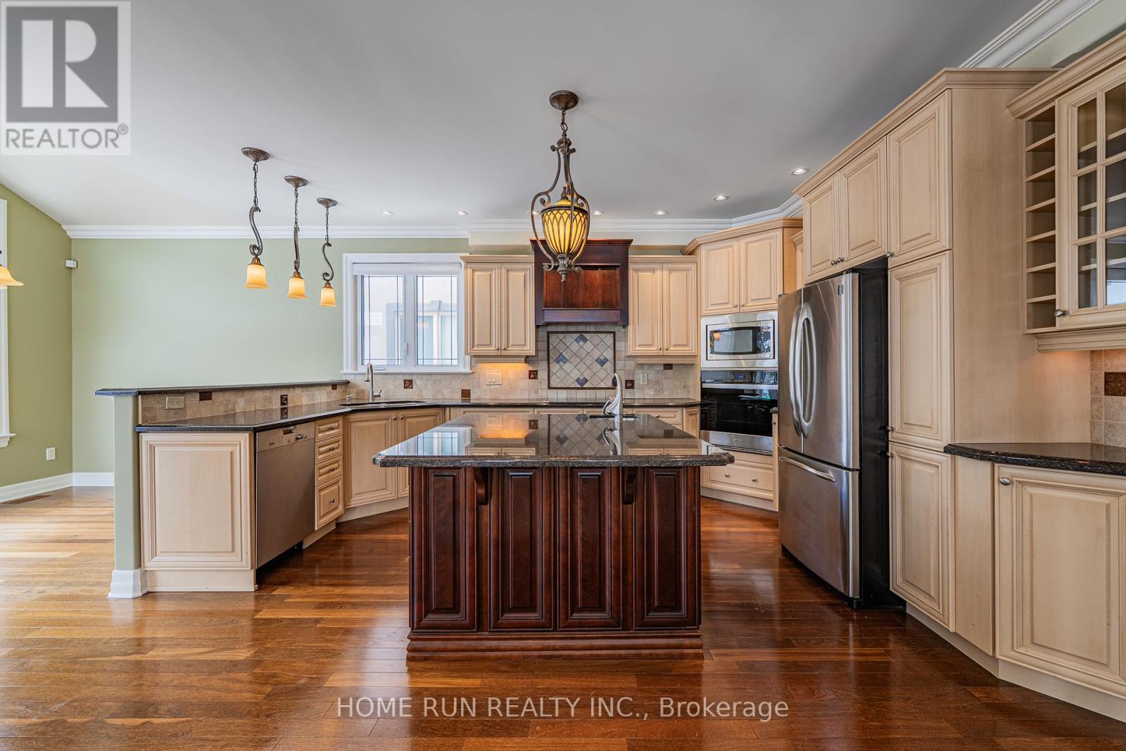 546 Kochar Drive, Ottawa, Ontario  K2C 4H3 - Photo 18 - X12912488