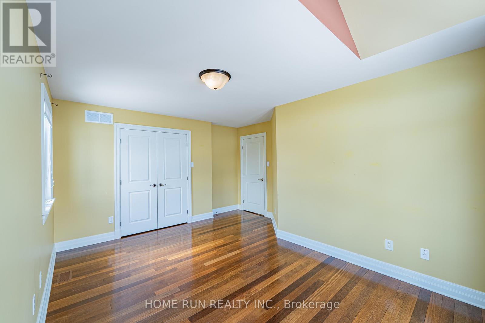 546 Kochar Drive, Ottawa, Ontario  K2C 4H3 - Photo 33 - X12912488