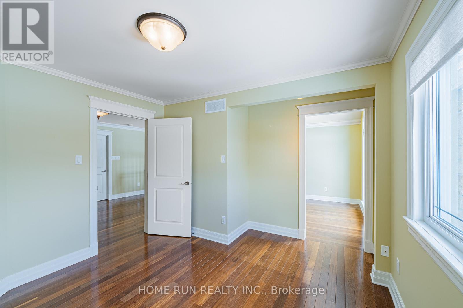 546 Kochar Drive, Ottawa, Ontario  K2C 4H3 - Photo 35 - X12912488