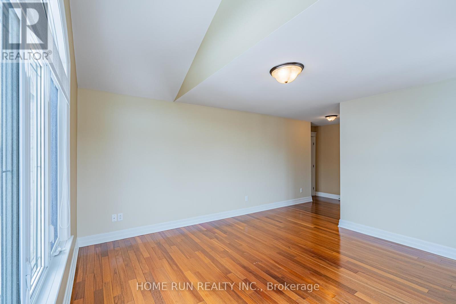 546 Kochar Drive, Ottawa, Ontario  K2C 4H3 - Photo 40 - X12912488