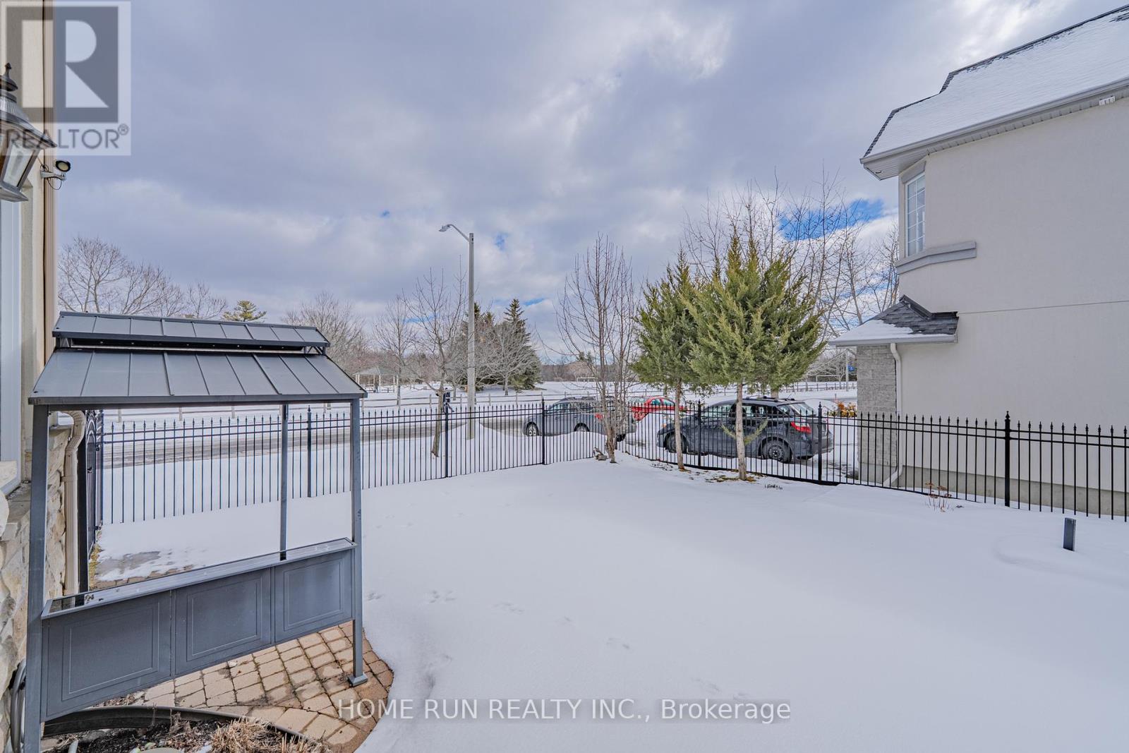 546 Kochar Drive, Ottawa, Ontario  K2C 4H3 - Photo 50 - X12912488