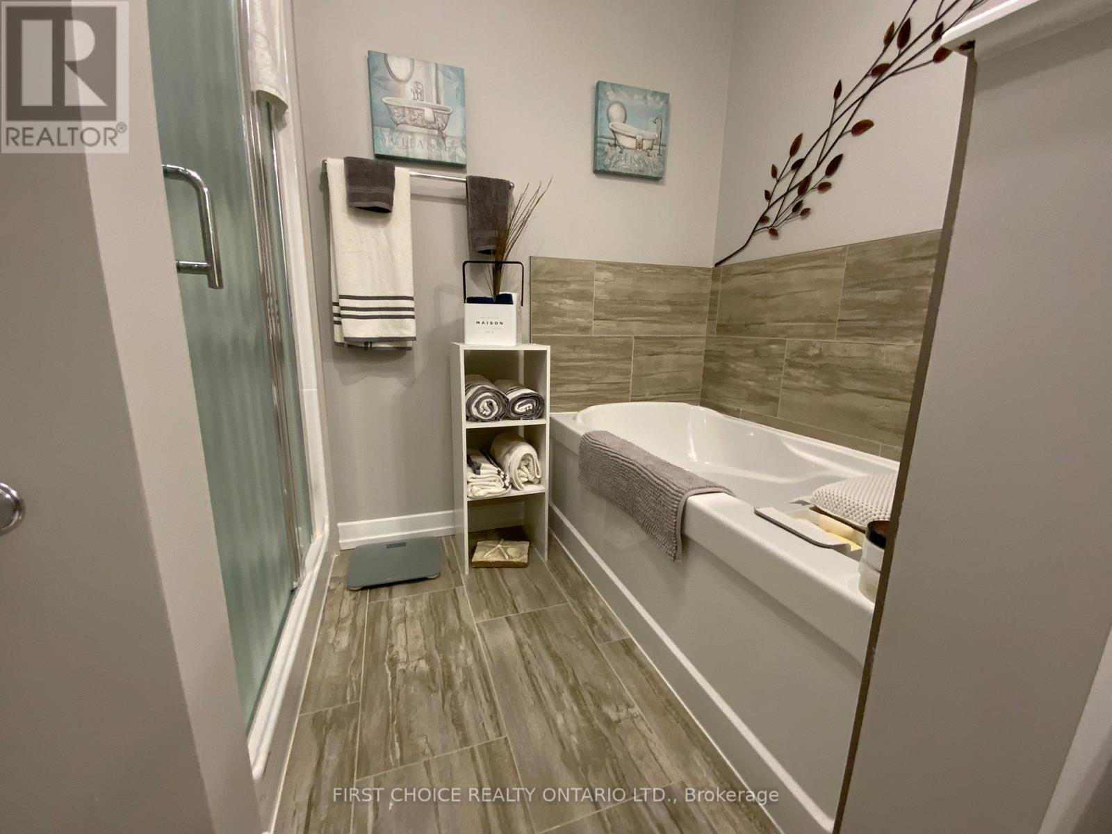 3 - 75 St-Moritz Street, Russell, Ontario  K0A 1W0 - Photo 19 - X12912524