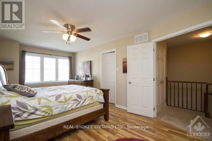 615 Pepperville Crescent, Ottawa, Ontario  K2M 0E8 - Photo 9 - X12912554
