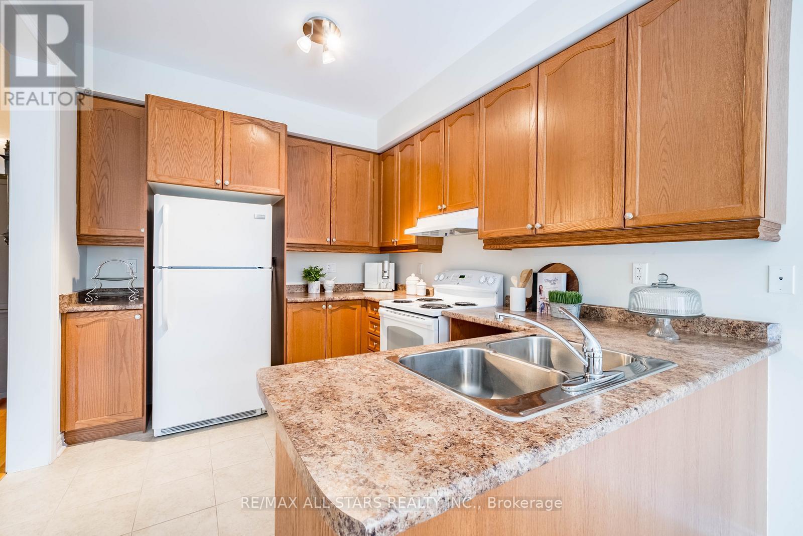 18 Jonas Millway, Whitchurch-Stouffville, Ontario  L4A 0M4 - Photo 17 - N12808336