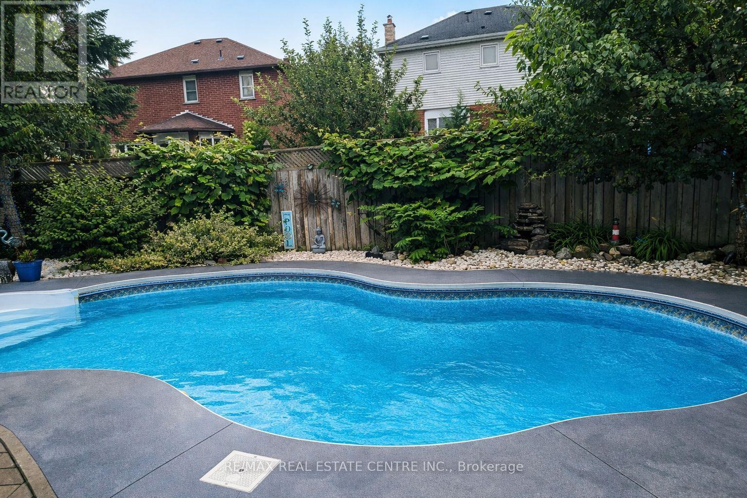 205 Walsh Crescent, Orangeville, Ontario  L9W 4T2 - Photo 39 - W12901694