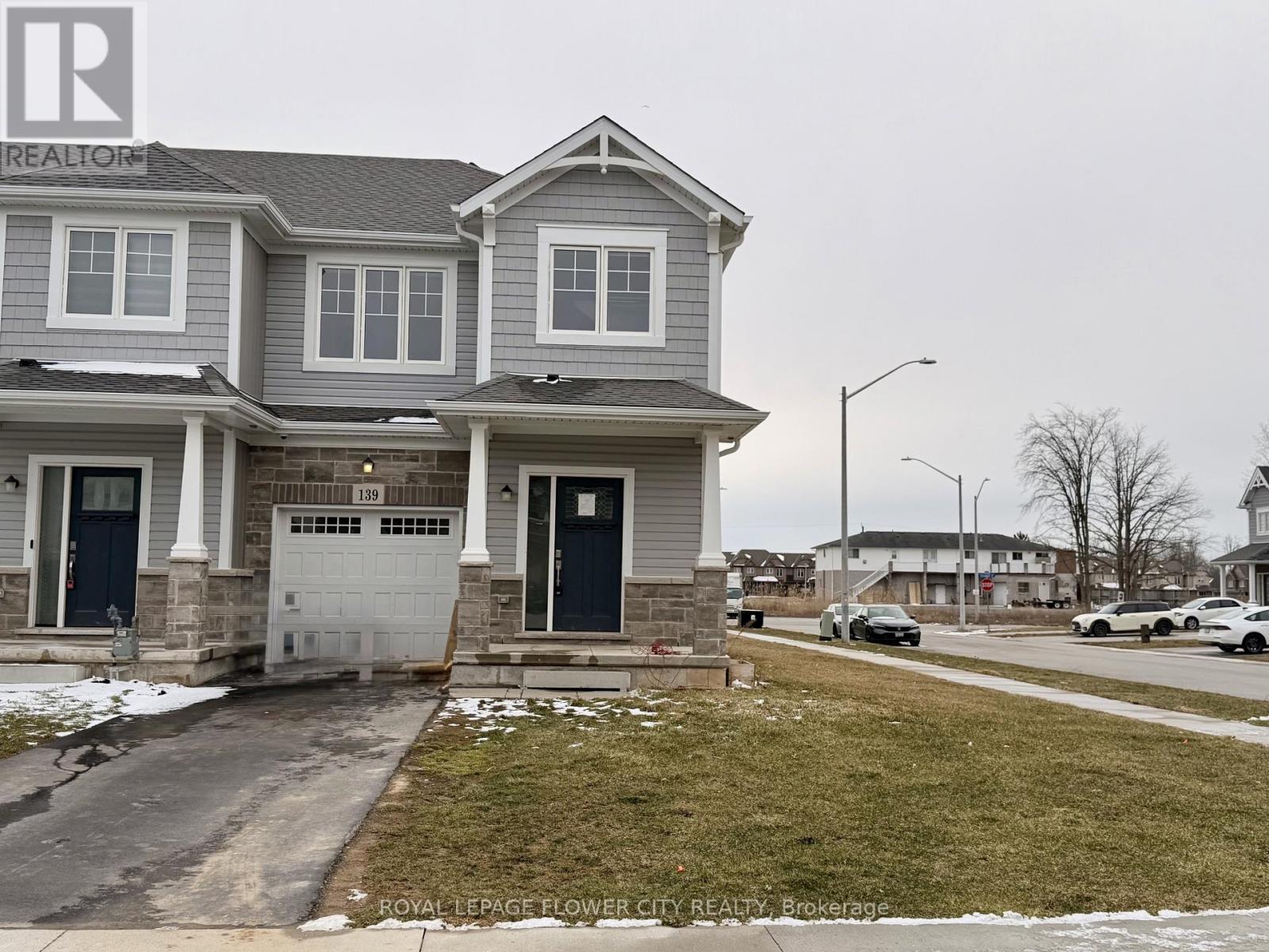 139 Sunflower Place, Welland, Ontario  L3C 0H9 - Photo 2 - X12905252