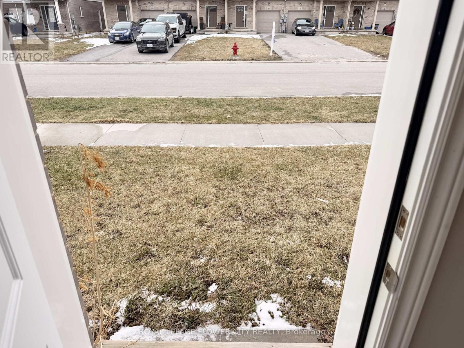 139 Sunflower Place, Welland, Ontario  L3C 0H9 - Photo 8 - X12905252