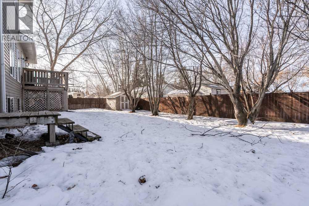 405 Sanden Street, Bawlf, Alberta  T0B 0J0 - Photo 38 - A2283798