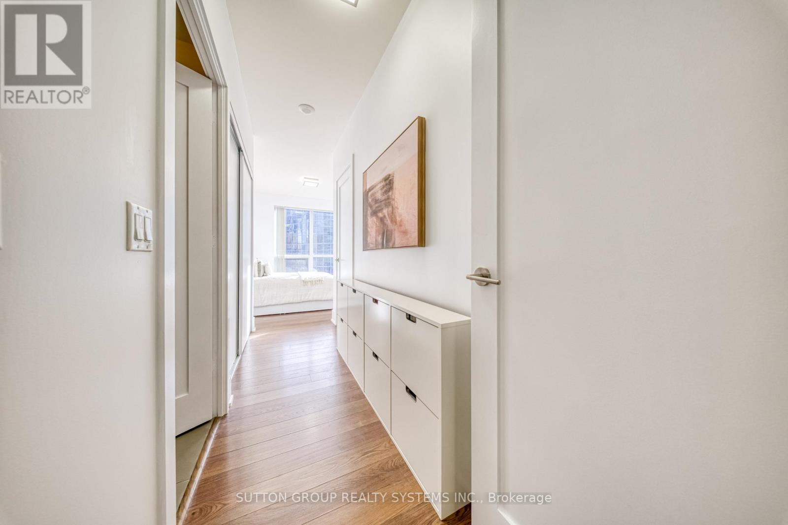 1912 - 300 Front Street W, Toronto, Ontario  M5V 0E9 - Photo 27 - C12912484