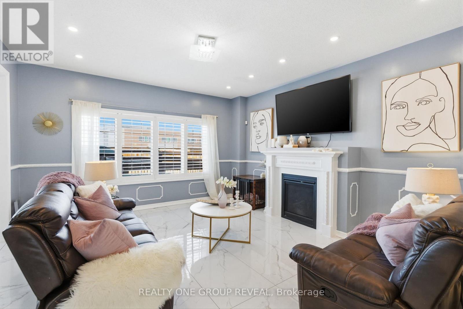 238 Crombie Street, Clarington, Ontario  L1C 0T8 - Photo 4 - E12912548