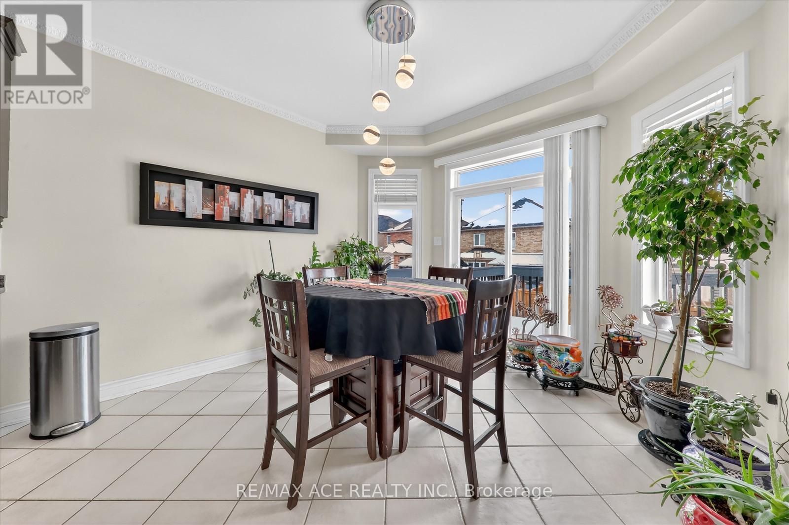 149 Riverwalk Drive, Markham, Ontario  L6B 0E2 - Photo 14 - N12912526