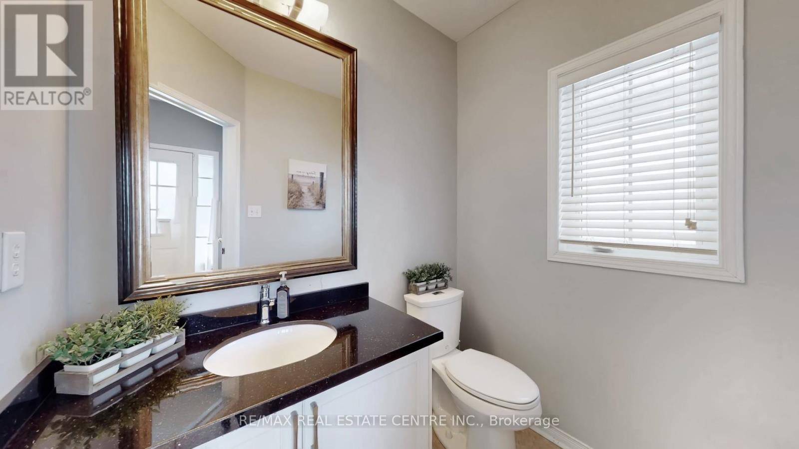 3941 Stardust Drive, Mississauga, Ontario  L5M 8A4 - Photo 20 - W12912502