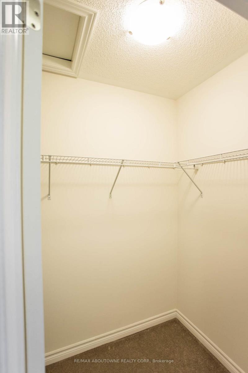 36 - 636 Evans Avenue, Toronto (Alderwood), Ontario  M8W 2W6 - Photo 38 - W12912530