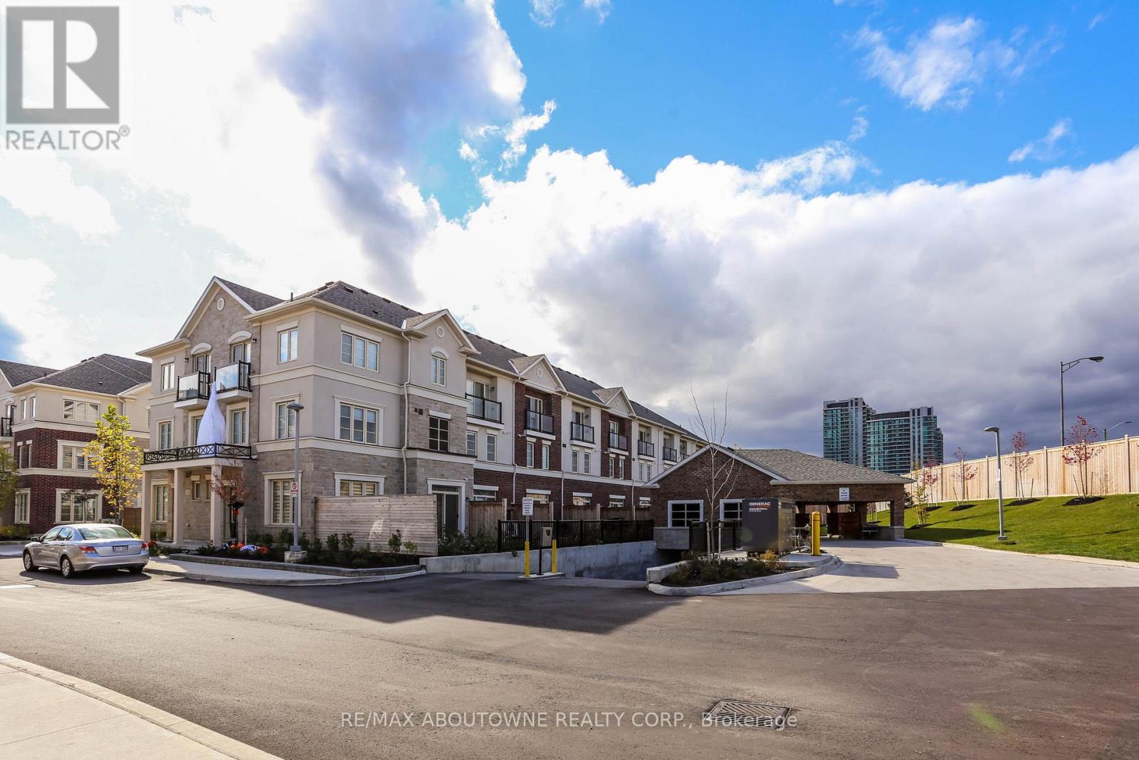 36 - 636 Evans Avenue, Toronto (Alderwood), Ontario  M8W 2W6 - Photo 41 - W12912530