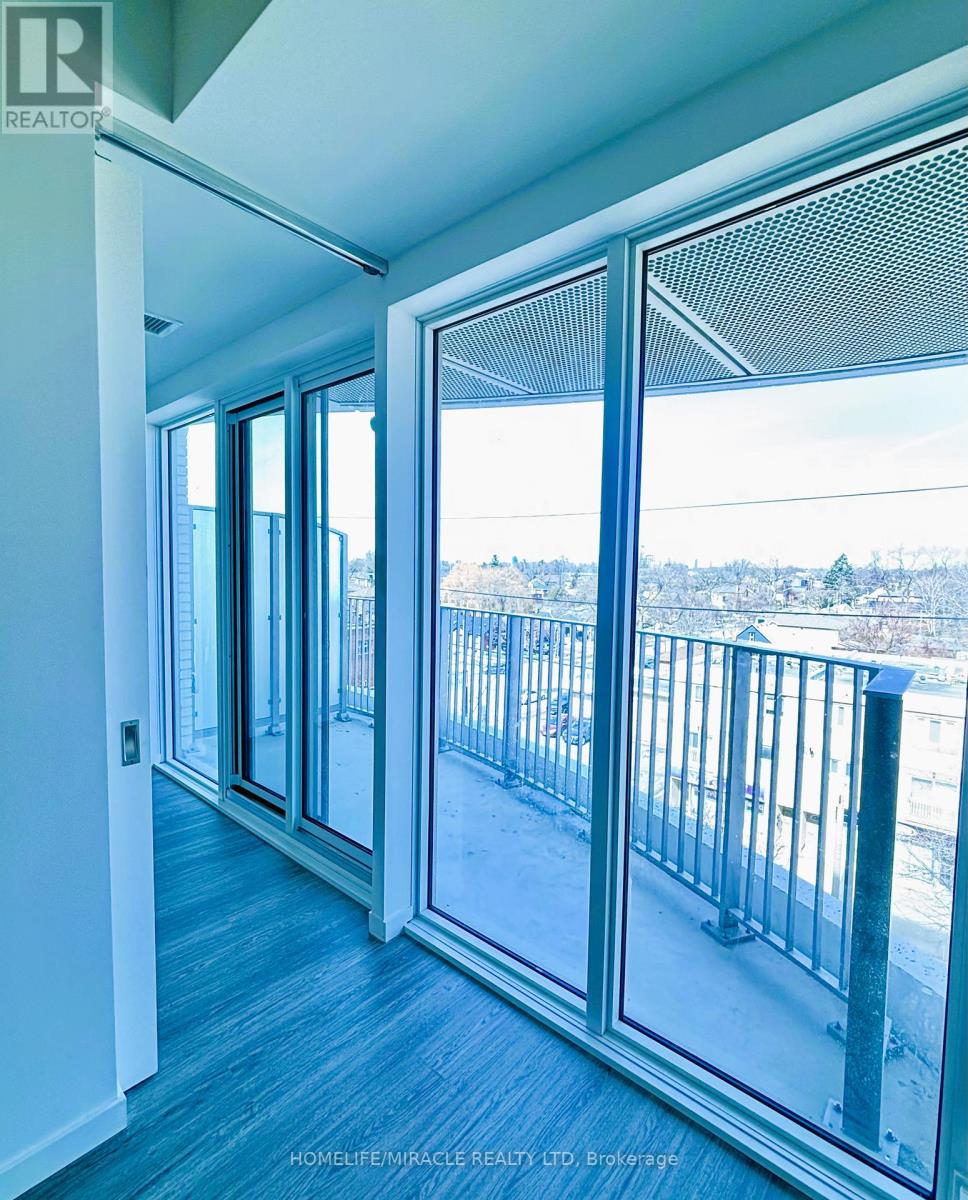 519 - 689 The Queensway, Toronto, Ontario  M8Y 0C8 - Photo 5 - W12912538