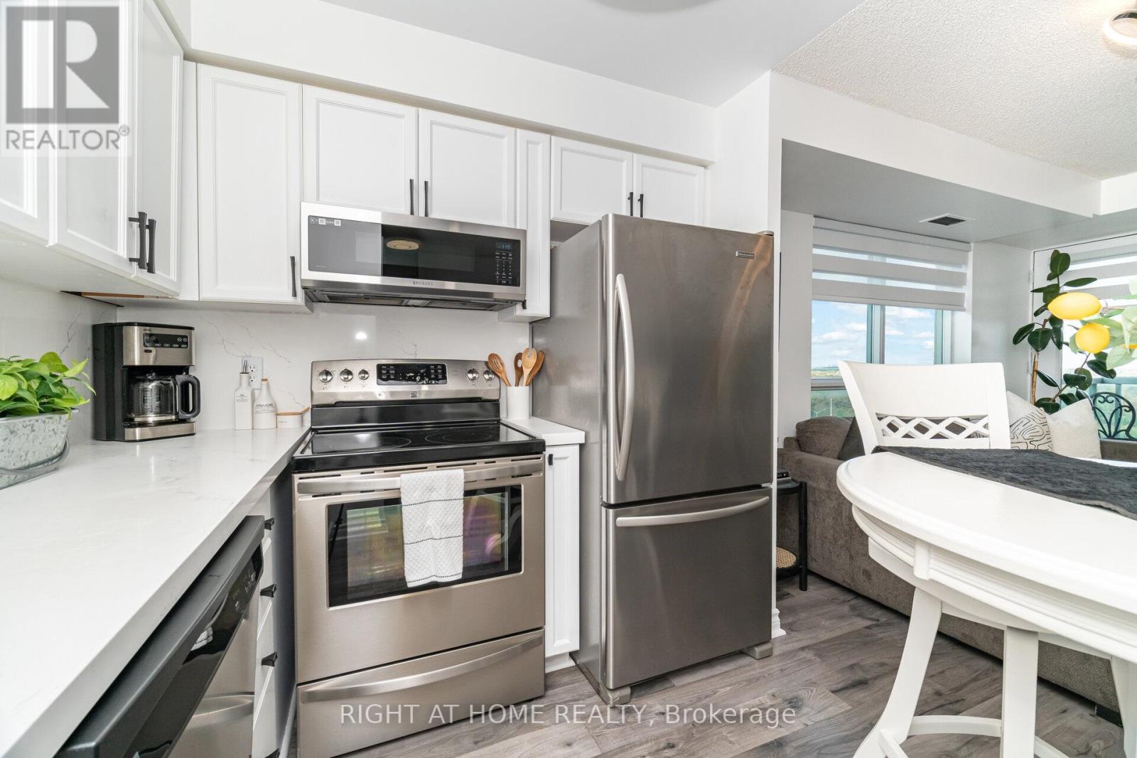 1211 - 2545 Erin Centre Boulevard, Mississauga, Ontario  L5M 6Z9 - Photo 12 - W12912552