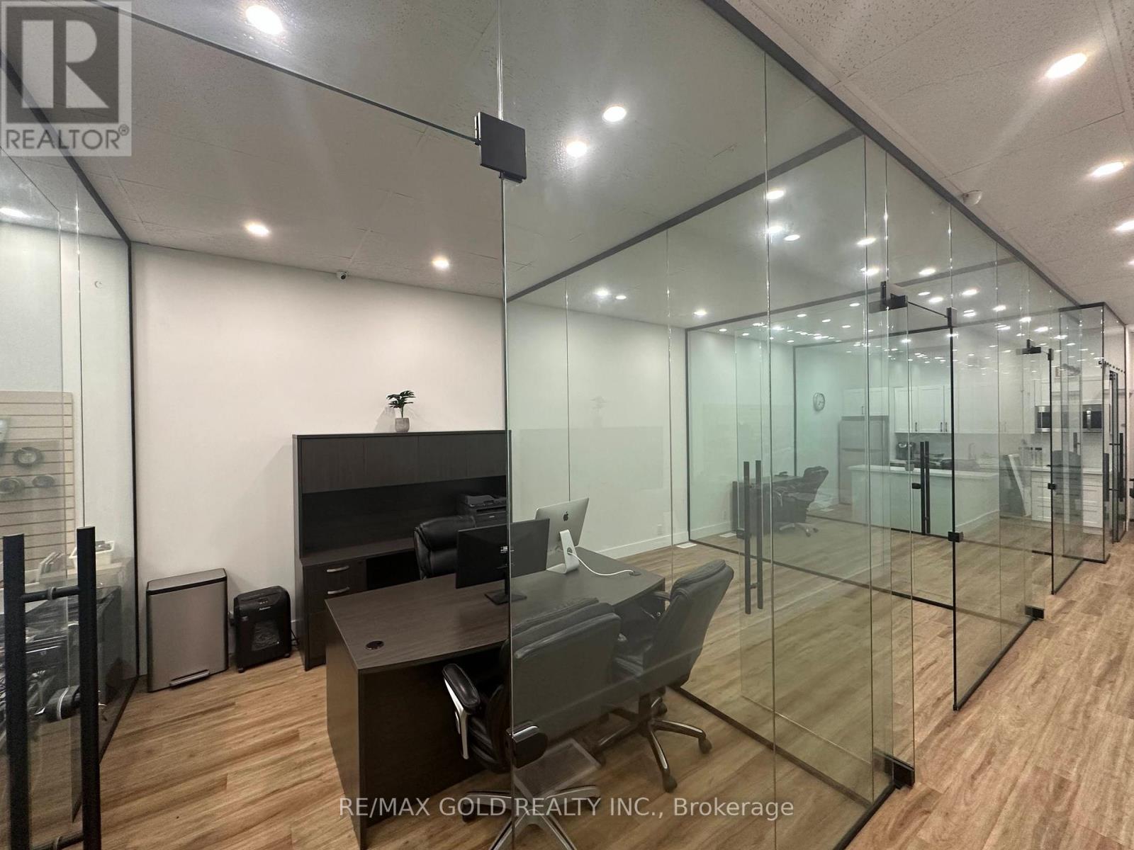 2 - 136 GUELPH STREET, Halton Hills, Ontario