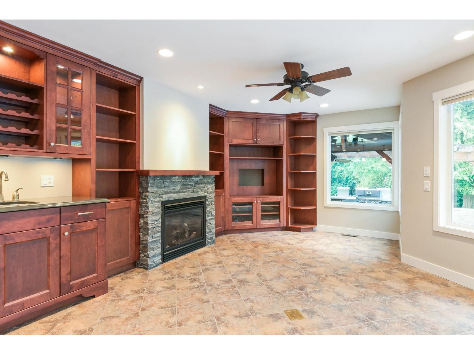 9740 210 Street, Langley, British Columbia  V1M 2P8 - Photo 7 - R3101454