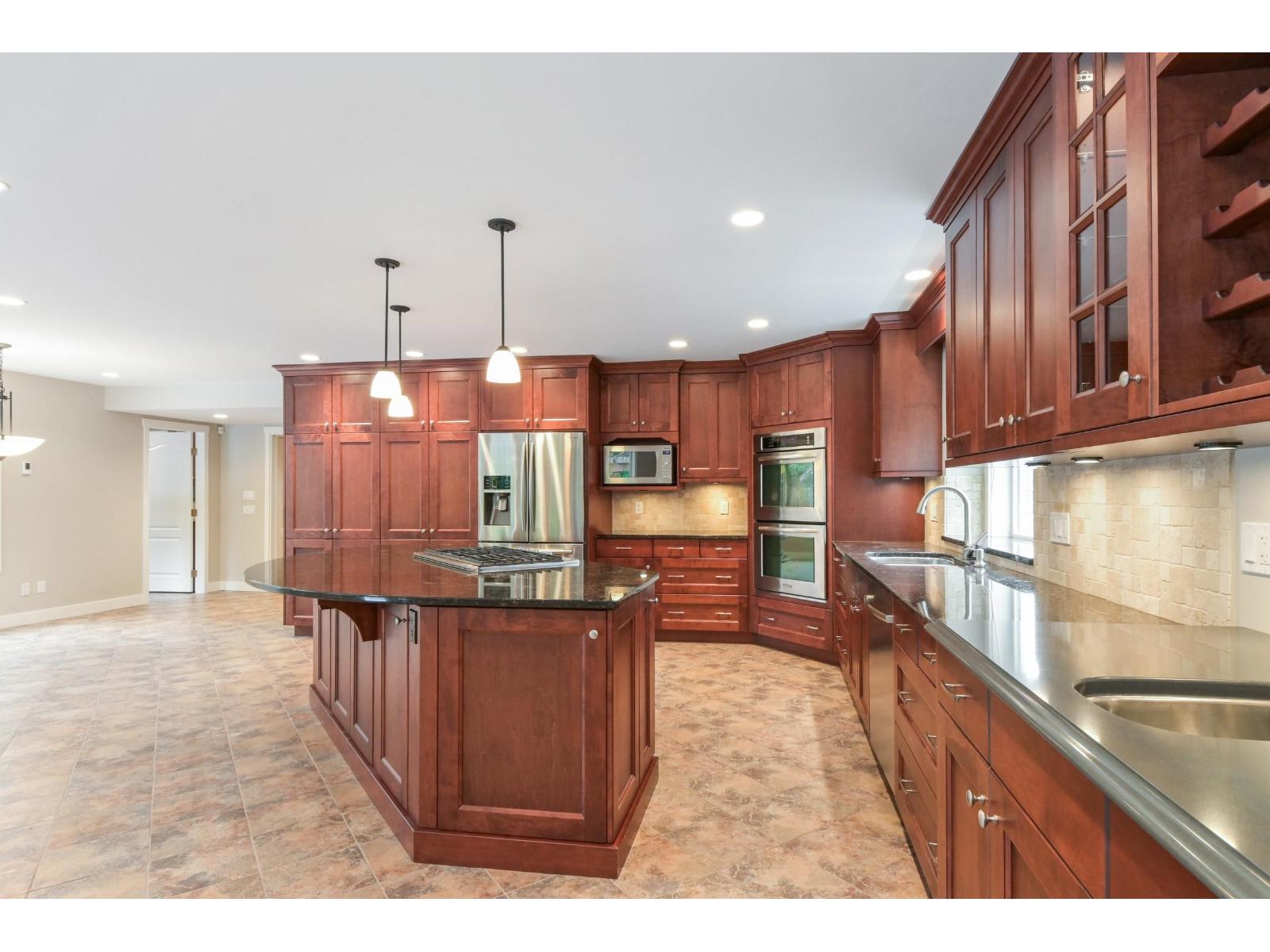 9740 210 Street, Langley, British Columbia  V1M 2P8 - Photo 9 - R3101454