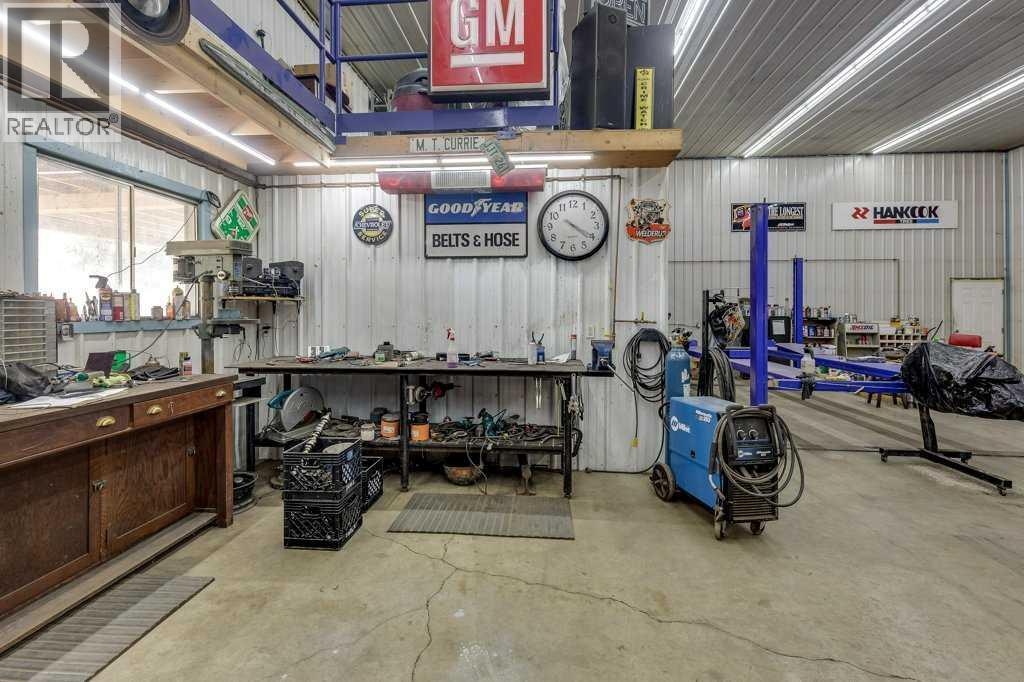 38444 Range Road 270, Rural Red Deer County, Alberta  T4E 1C5 - Photo 33 - A2294948