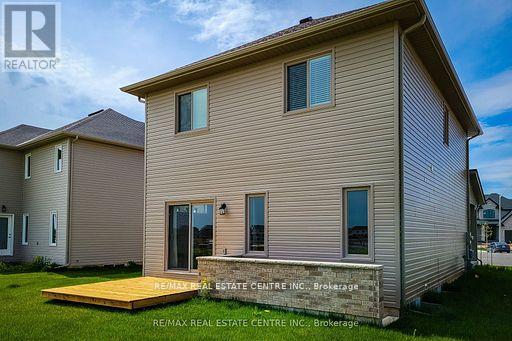 28 Spring Crest Way, Thorold, Ontario  L2V 0J8 - Photo 3 - X12912472