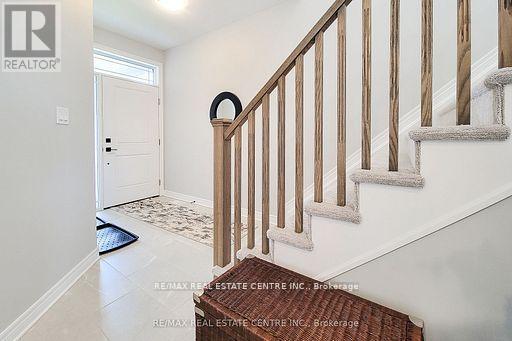 28 Spring Crest Way, Thorold, Ontario  L2V 0J8 - Photo 4 - X12912472