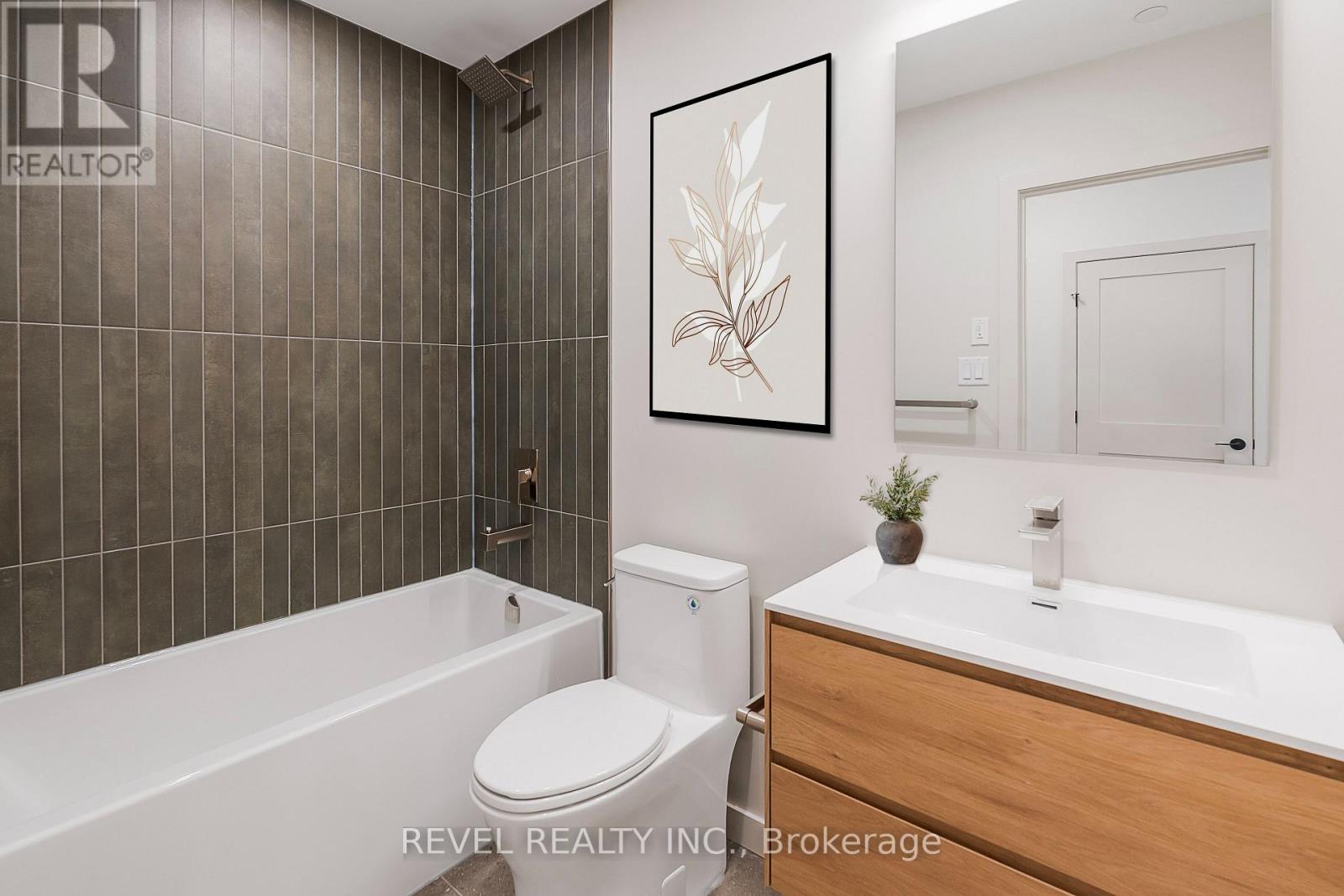 203 - 4390 Hillview Drive, Lincoln (Beamsville), Ontario  L0R 1B8 - Photo 3 - X12912482