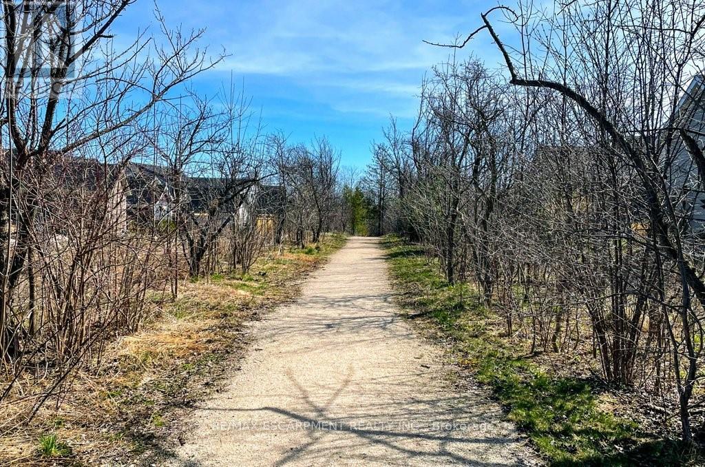 212 Courtland Street, Blue Mountains, Ontario  L9Y 4E4 - Photo 35 - X12912514