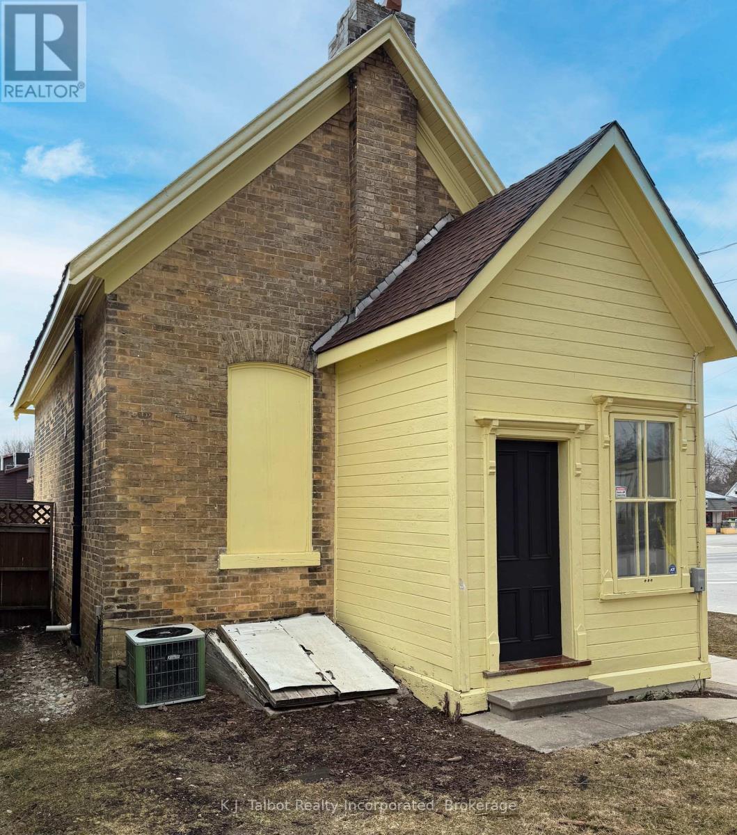 79 Albert Street, Central Huron, Ontario  N0M 1L0 - Photo 23 - X12459832