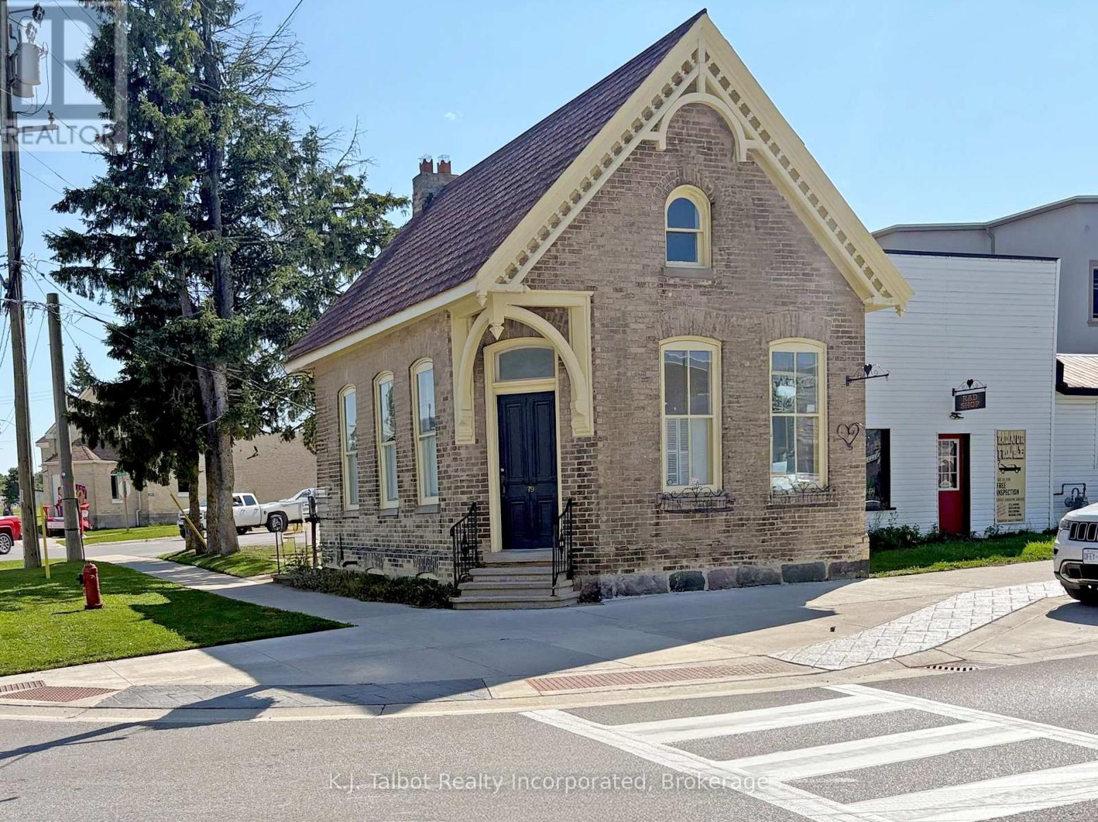 79 Albert Street, Central Huron, Ontario  N0M 1L0 - Photo 28 - X12459832