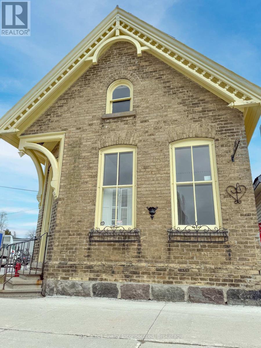 79 Albert Street, Central Huron, Ontario  N0M 1L0 - Photo 3 - X12459832