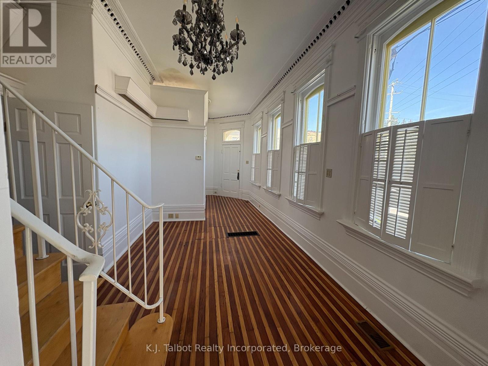 79 Albert Street, Central Huron, Ontario  N0M 1L0 - Photo 4 - X12459832