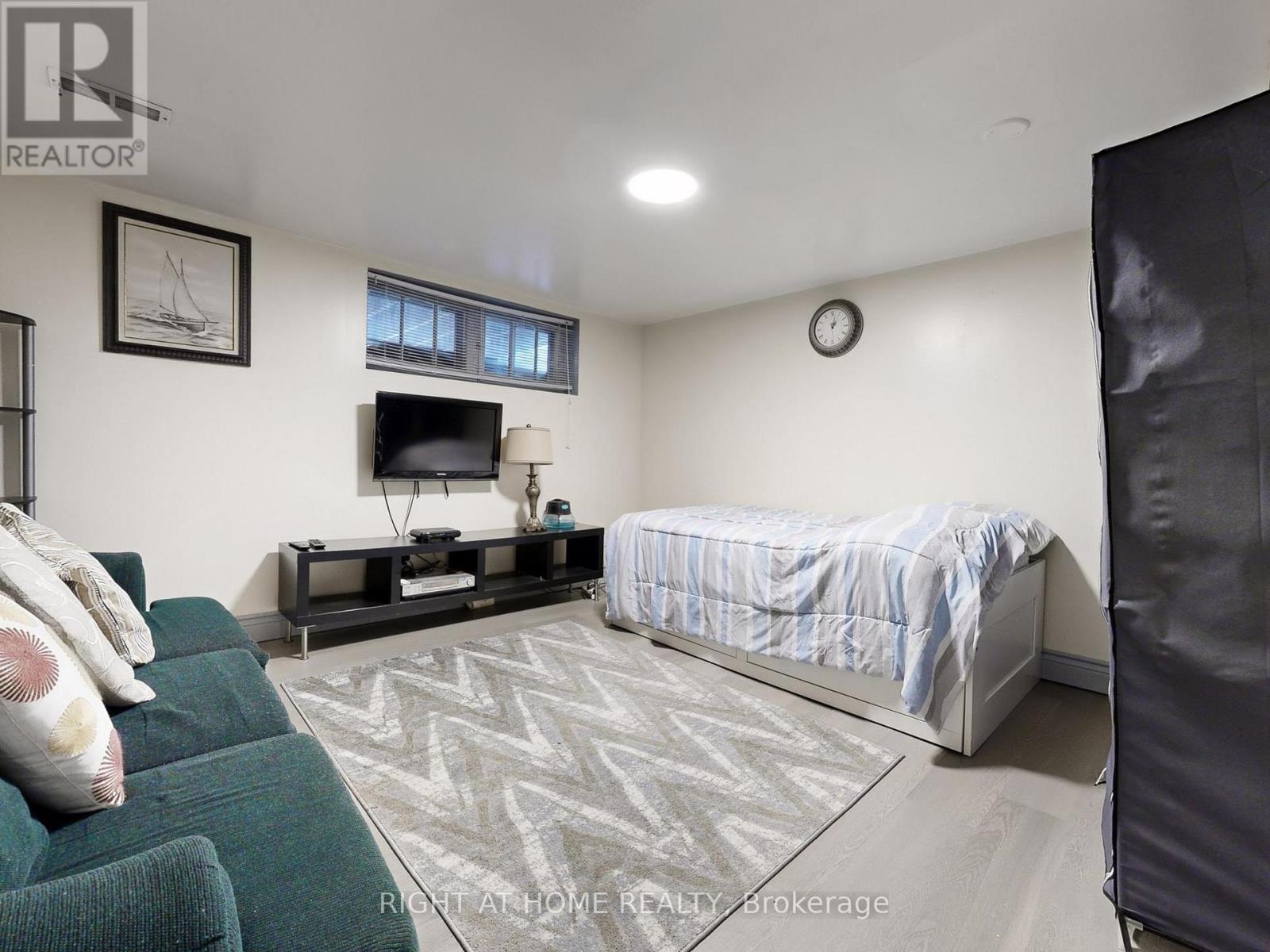 46 Glenshephard Drive, Toronto, Ontario  M1K 4N3 - Photo 37 - E12875172